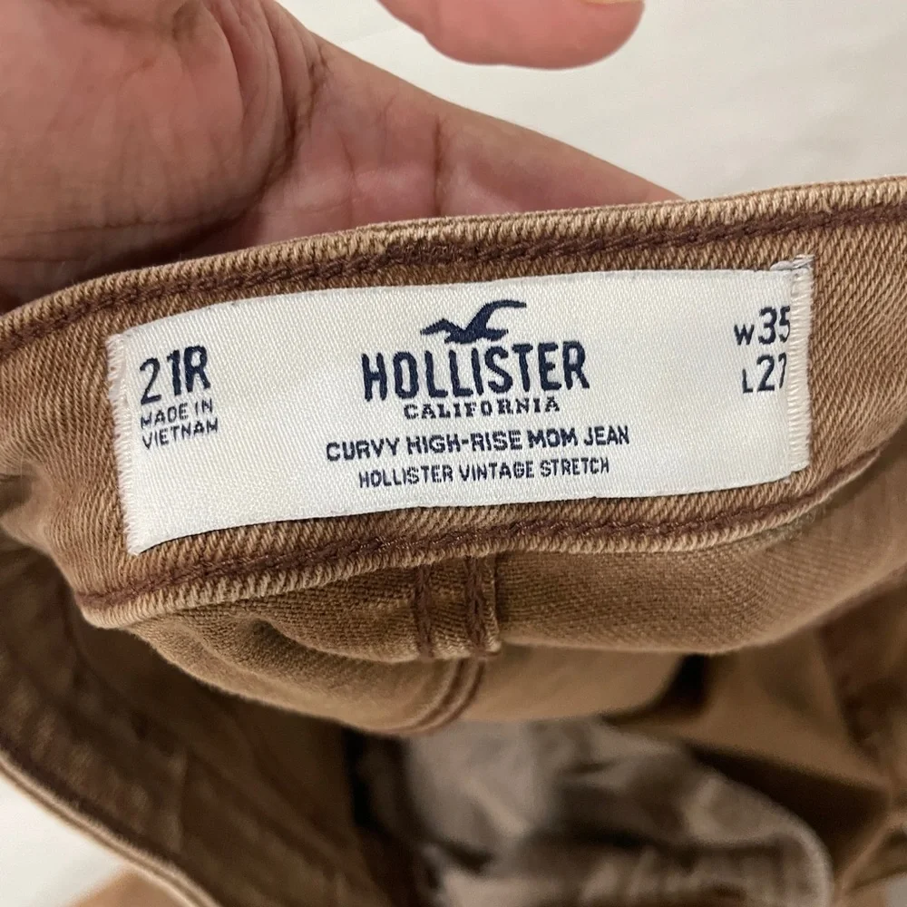 Hollister Curvy High Rise Mom Jeans Tan‎ Plus Size 21R Solid